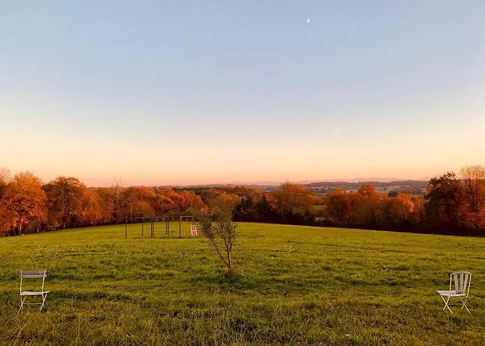 Nyaraló La Roulotte Des Logis De Framboise Dumes